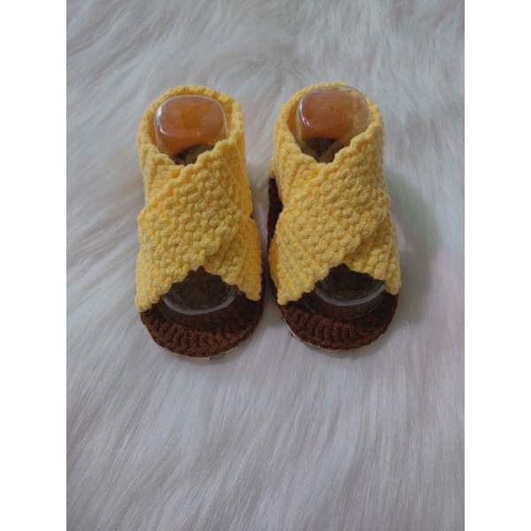 Giày len cho bé có dán đế