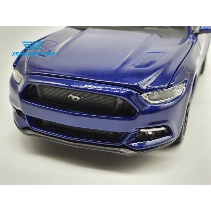 Xe Mô Hình Ford Mustang 2015 1:24 Maisto (Xanh)