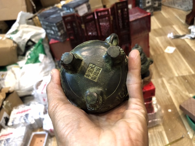 Lư xông ( hàng tầu) trầm hàng cũ- Thần Tài ngũ Phúc