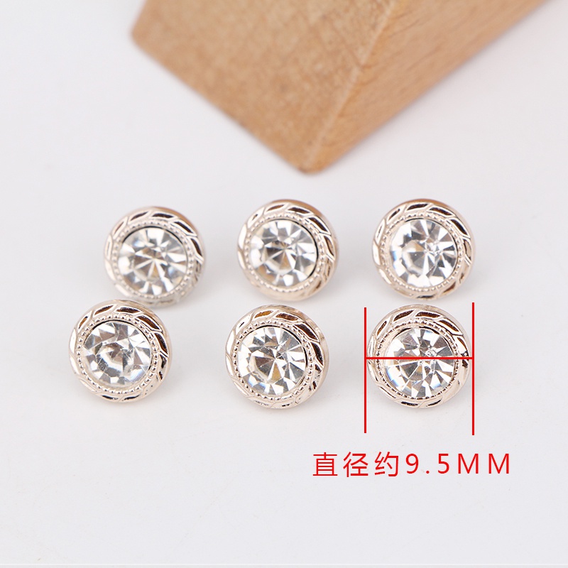 Set 5 nút áo hình hoa trái tim