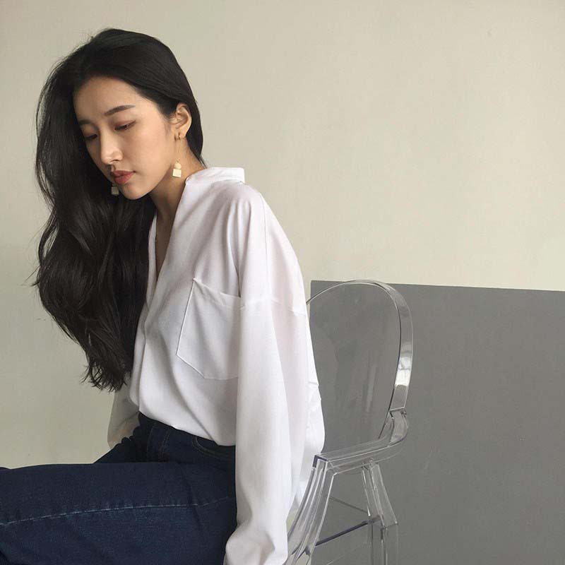 [Baywellfashion]Áo sơ mi form rộng cổ tim dài tay phong cách Hàn Quốc | BigBuy360 - bigbuy360.vn