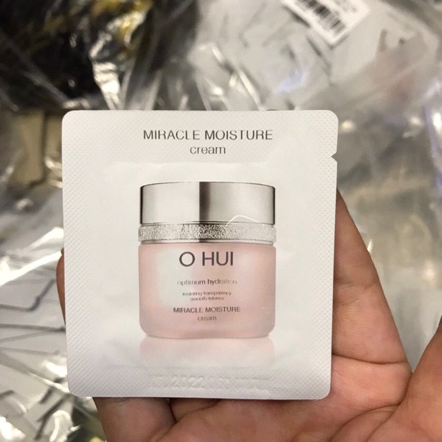 New 2025 - 10 gói Kem dưỡng ẩm da Ohui hồng Ohui Miracle Moisture