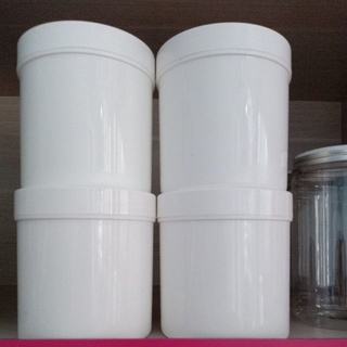 5 Hủ 1kg ( 1000g) hủ dẻo . có màu xanh rêu . màu trắng sữa .màu trong