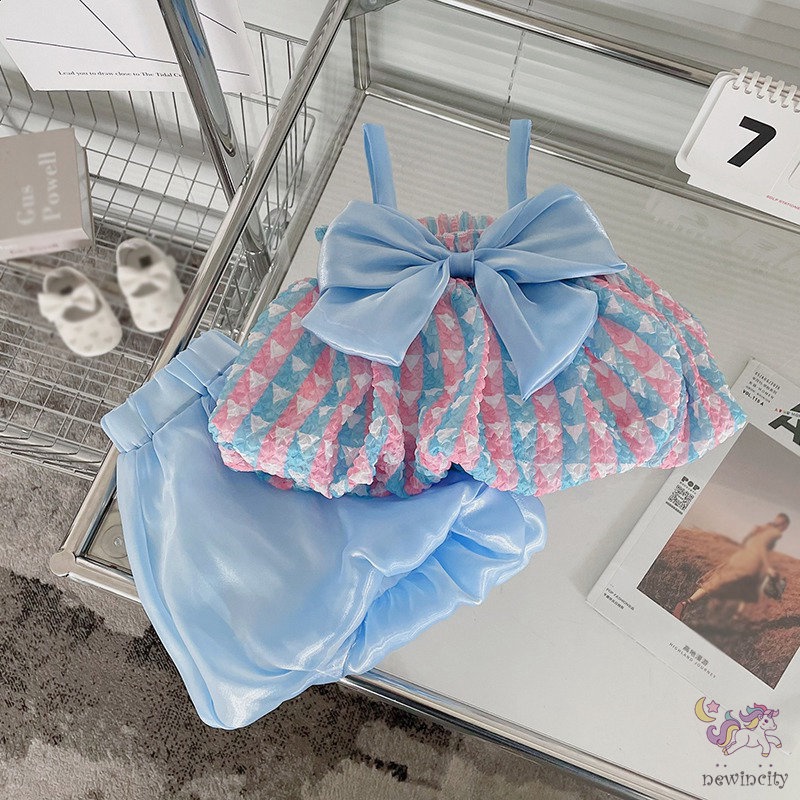 Set Đồ Mùa Hè 2 Món Gồm Áo Hai Dây Thắt Nơ Và Quần Ngắn Hàn Quốc Cho Bé Gái