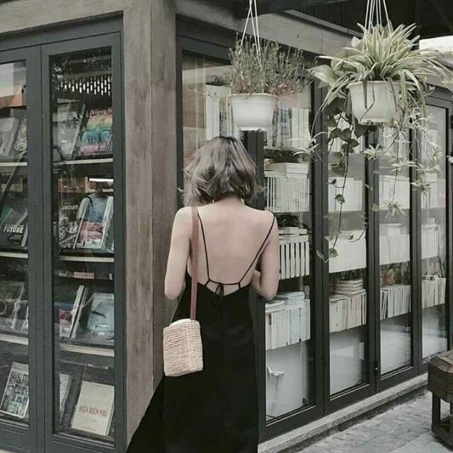 ĐẦM SEXY ĐAN LƯNG XẺ TÀ CAO