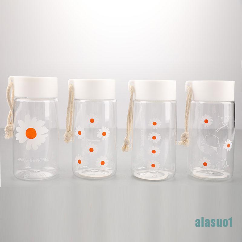 Bình Nước Nhựa In Họa Tiết Hoa Cúc Nhỏ Dễ Thương