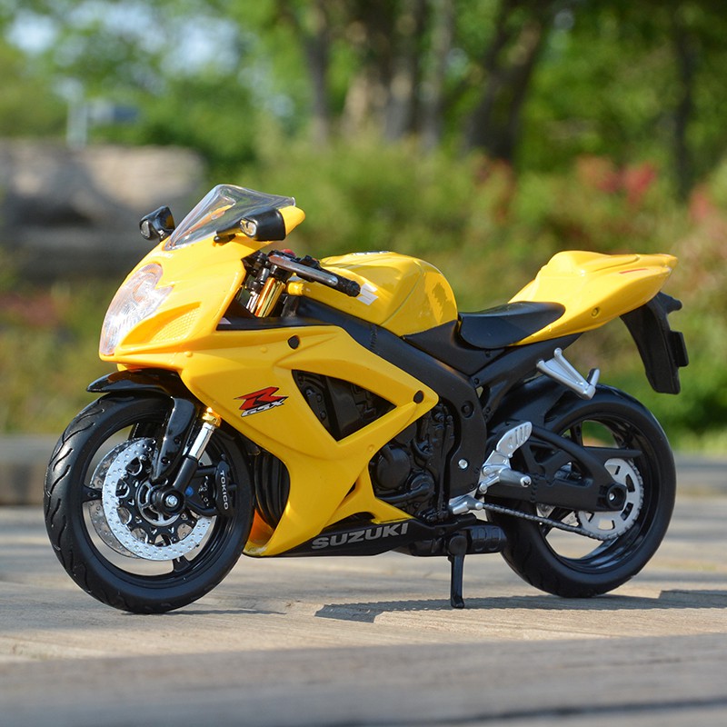 Mô Hình Xe Mô Tô Suzuki Gsx-r600 Tỉ Lệ 1: 12