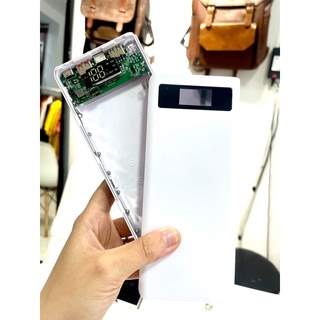 Box sạc dự phòng 8 cell có sạc nhanh