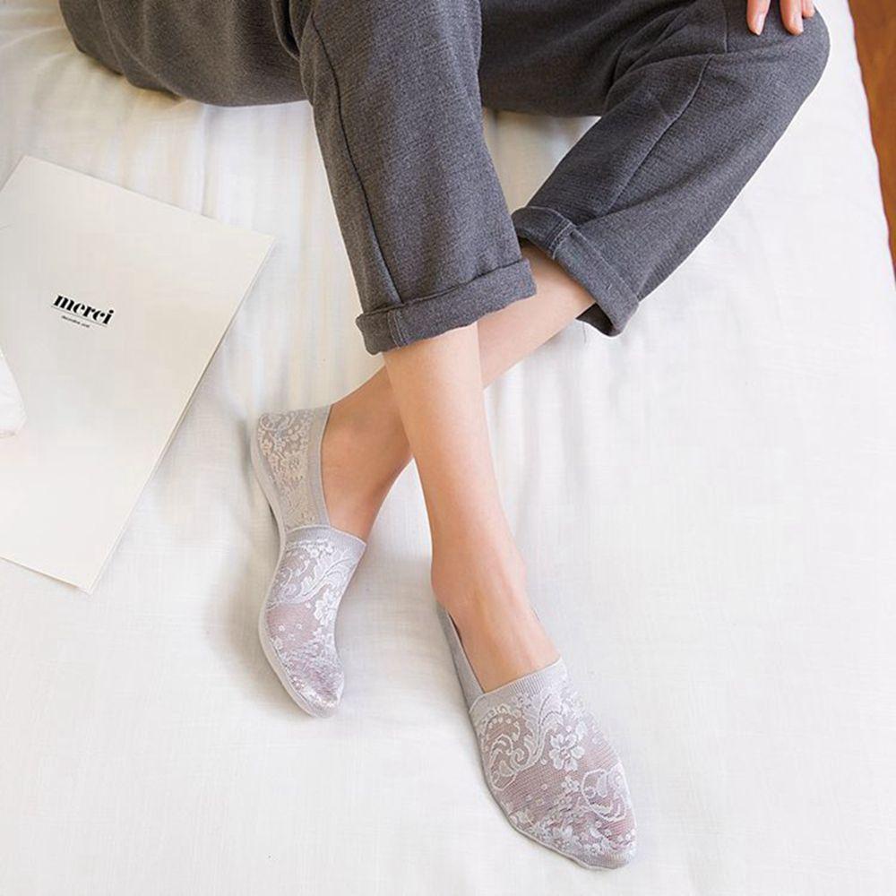 Vớ Ren Hoa Rỗng Cổ Thấp Dễ Thương Chống Trượt