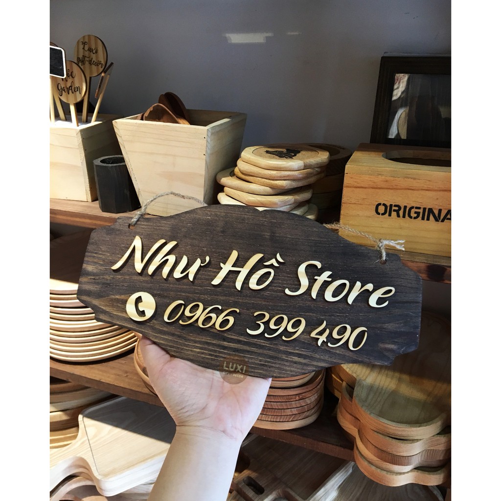 Bảng tên shop + số điện thoại (dán chữ gỗ nổi sang trọng)