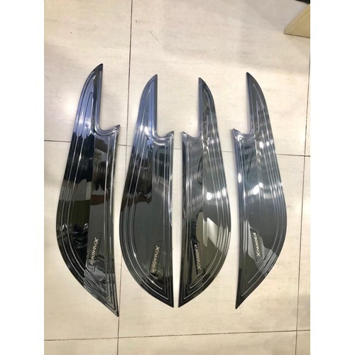 Bộ 4 ốp tapli cửa xe Mitsu Xpander 2018-2019 2020 2021 + Tặng kèm keo dính