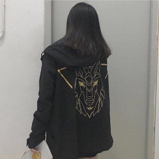 Áo khoác kaki lưng đầu sói