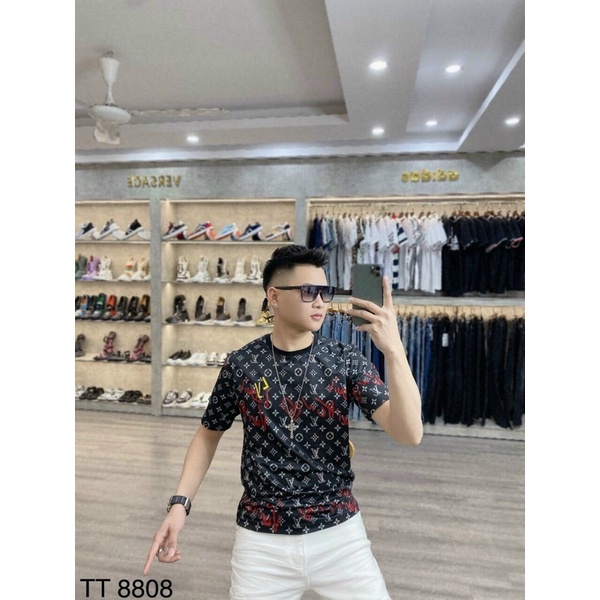 Áo thun versace