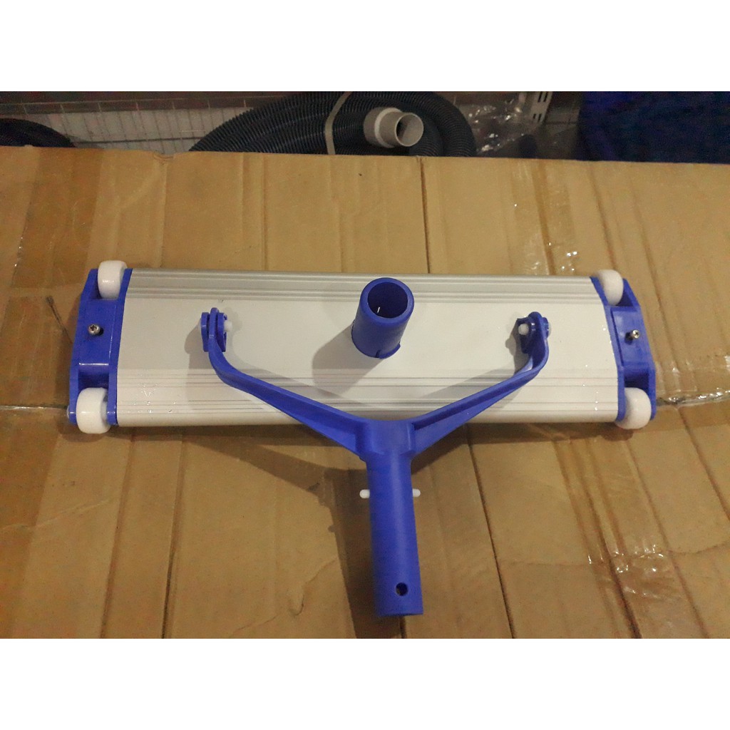 Bàn hút vệ sinh đáy hồ bơi 4 bánh 45cm