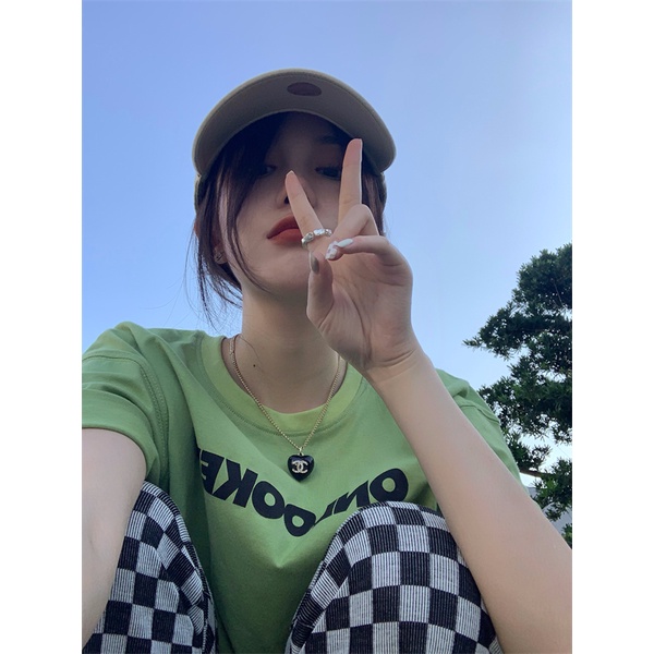 QKOOLE  Áo Thun crop top Nữ Cổ Tròn In Hình Phong Cách Hàn Quốc