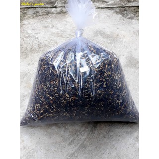 Trấu hun hạt to (túi 1kg)