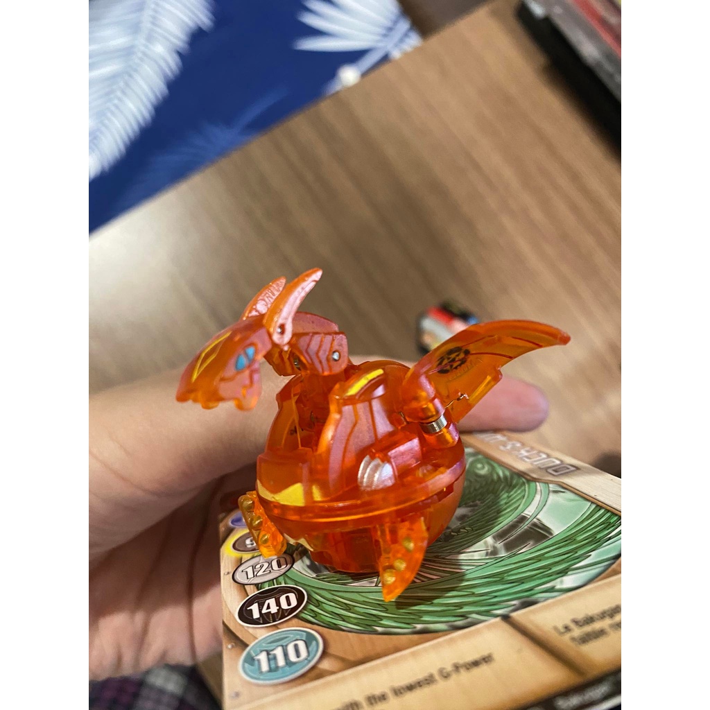 Đồ chơi bakugan tuổi thơ hyper dragonoid clear