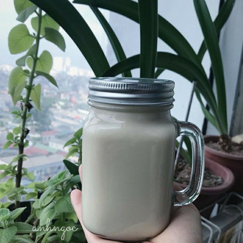 Cốc thủy tinh có nắp 480ml có quai nắp kín không lỗ