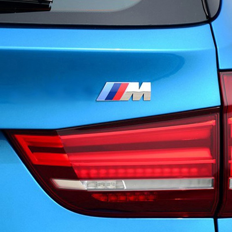 Miếng Dán Kim Loại Chữ M Trang Trí Thân Xe Bmw