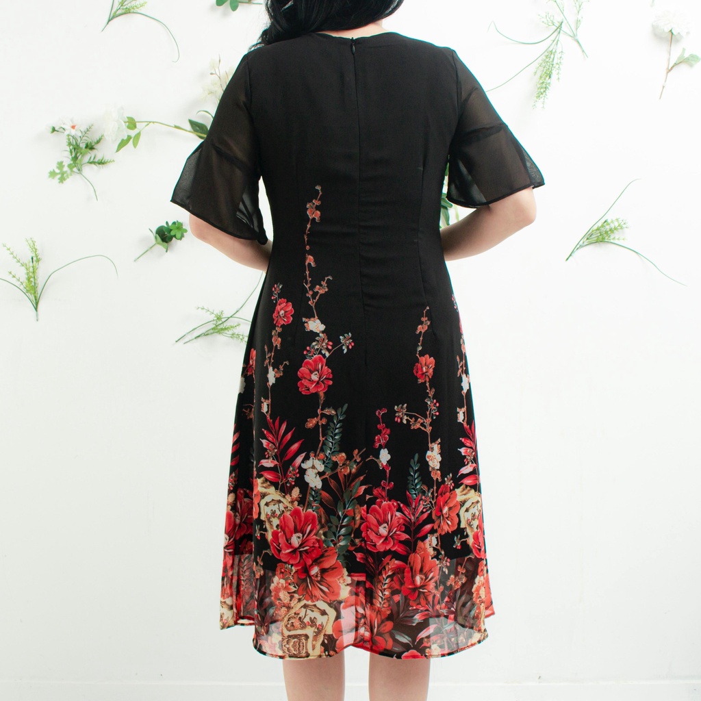 Madam Sotoni - Thời trang trung niên - Đầm trung niên - DVBC703