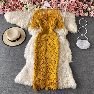 Đầm ren tiểu thư cổ v dịu dàng thanh lịch