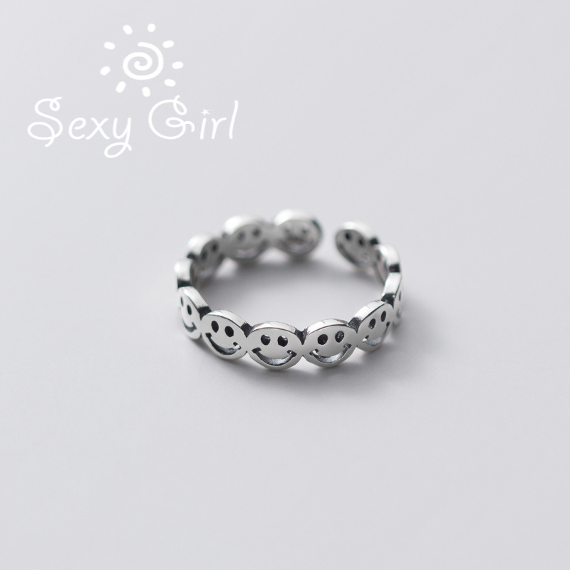 Nhẫn Đeo Tay Kim Loại Tạo Hình Mặt Cười Thời Trang Hàn Quốc