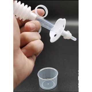 Dụng cụ bơm thuốc cho bé uống thuốc
