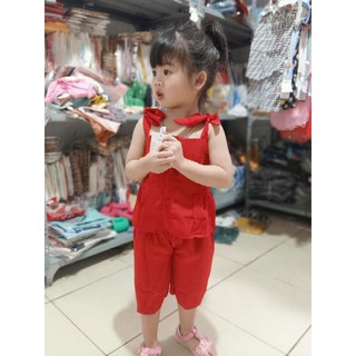 Bộ đũi lửng có khuy cho bé gái