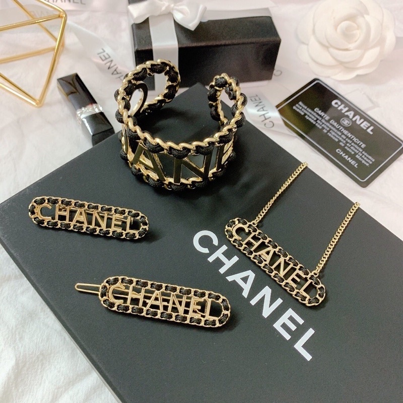 cặp tóc nữ chan da nữ hot