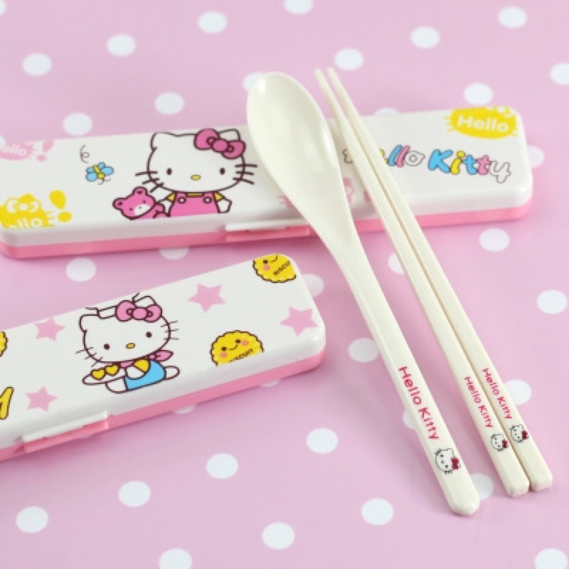 Set thìa đũa dĩa nhựa Hello Kitty