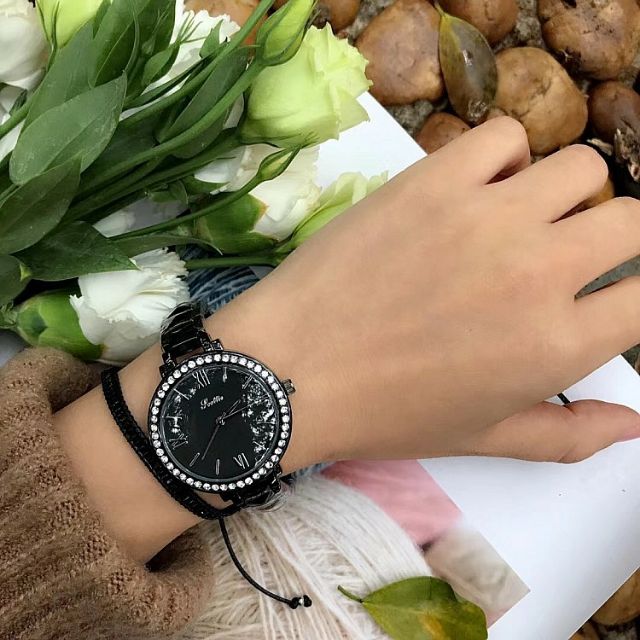 Đồng Hồ Nữ SCOTTIE 8041 Viền Đá Chính Hãng