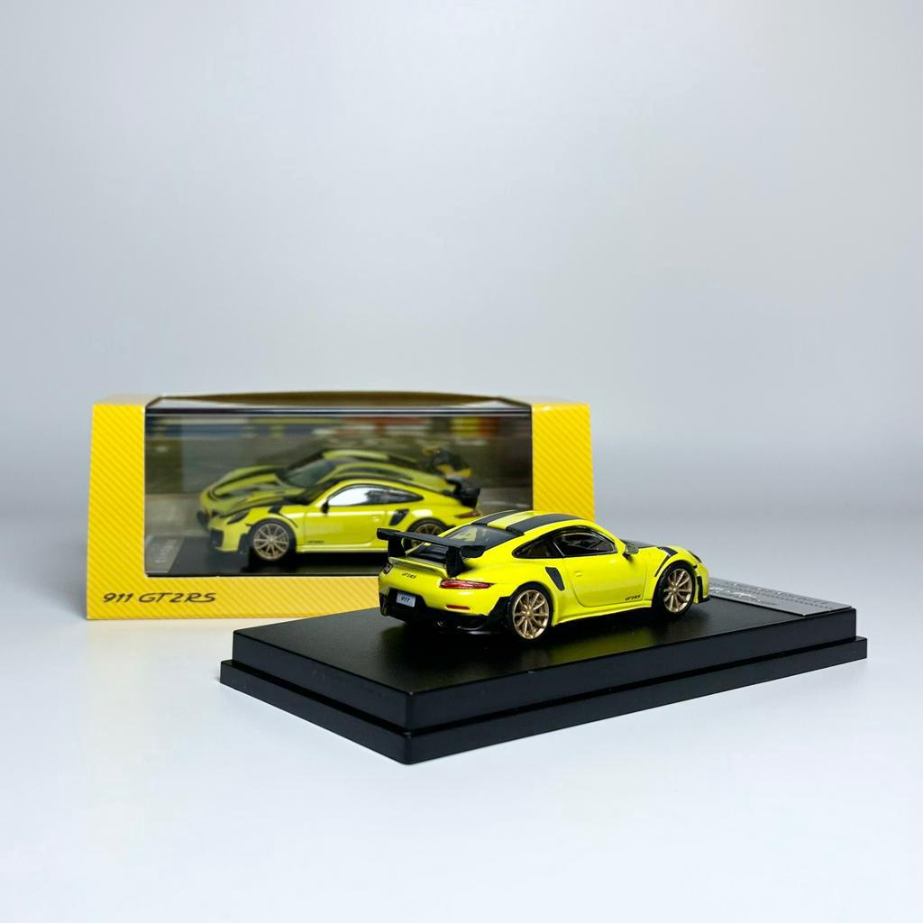 Mô Hình Xe Hơi Porsche 911 GT2 RS Bằng Hợp Kim Tỉ Lệ 1 / 64