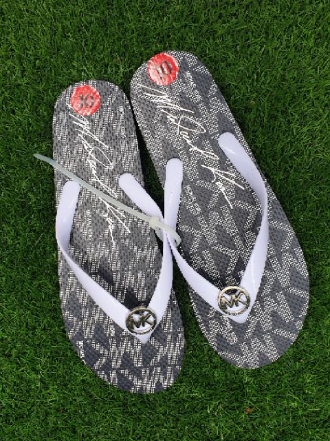 DÉP XỎ NGÓN NAM NỮ MICHAEL KORS