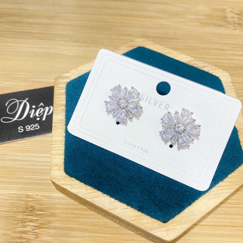 Khuyên sát tai bạc siêu xinhhh