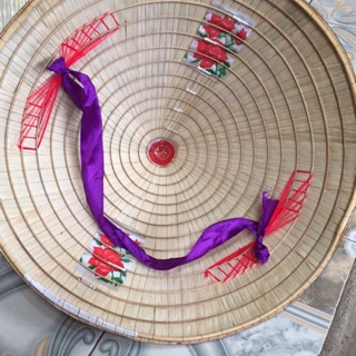 Nón lá phổ thông. 175k/ 5 chiếc