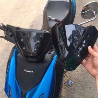 Mão đen có sừng cho Winner X