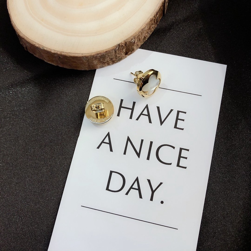 LOUIS VUITTON Khuyên Tai Tròn Bằng Thép Titan In Logo LV Thời Trang