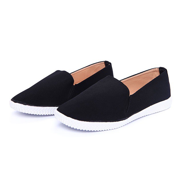 Giày Slip On Nữ Khải Nam Màu Đen