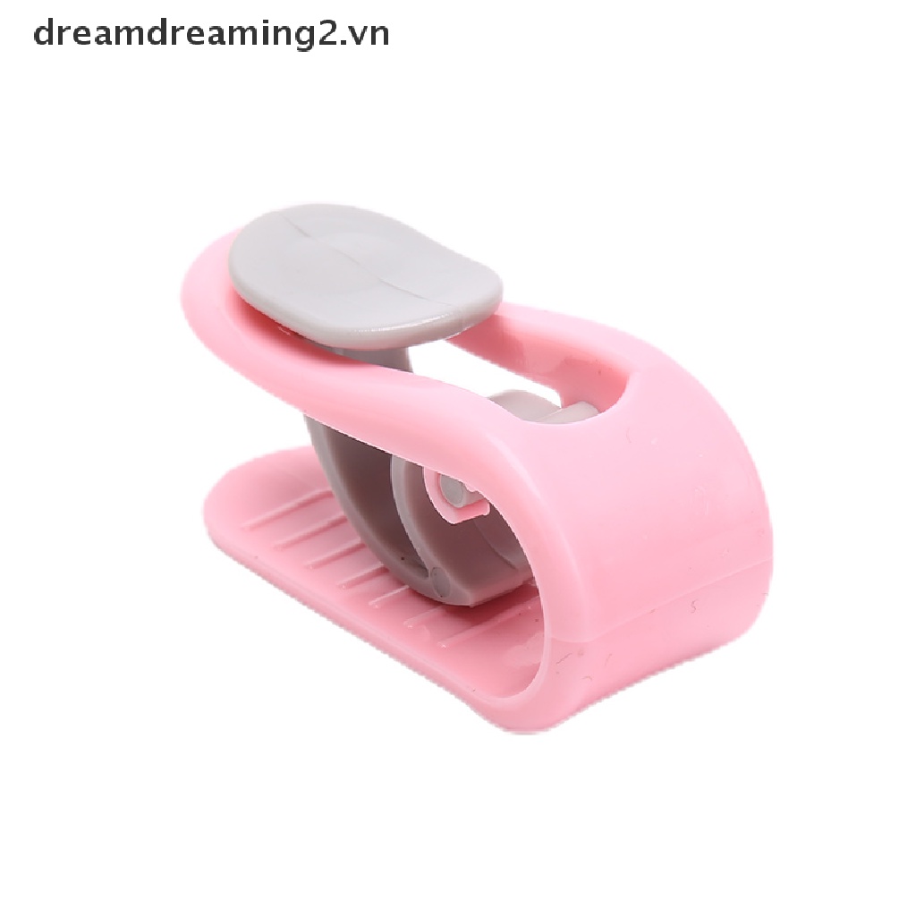 Kẹp Cố Định Ga Giường Bằng Nhựa Chống Trượt Tiện Lợi