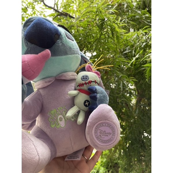 Gấu bông Disney Lilo & Stitch mặc đồ baby ôm bạn Scrump có mộc Disney Store 30-35cm