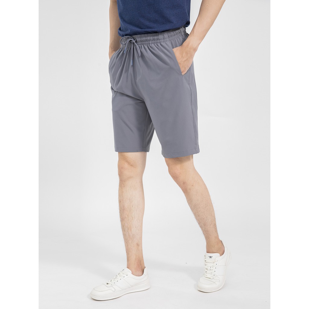 Quần short nam ARISTINO dáng Regular fit suông vừa, chất liệu poly sắc nét, không bai dão, bên màu - ASO028S1