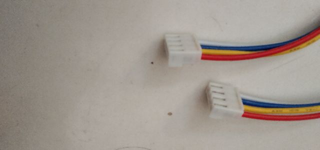 2 sợi dây bo công suất 4 pin dài 22cm giá 30 k