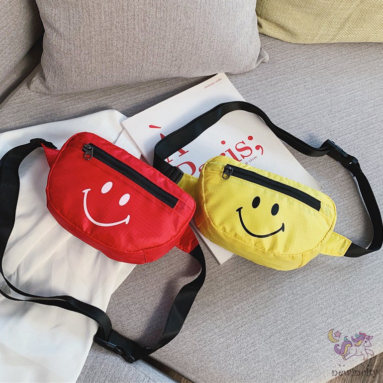 Túi Đeo Chéo Hình Mặt Cười Đáng Yêu Phong Cách Hàn Quốc
