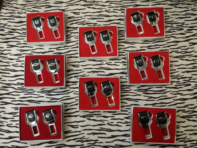 BỘ 2 CHỐT NGẮT CHUÔNG ĐAI AN TOÀN OTO HÃNG FORD