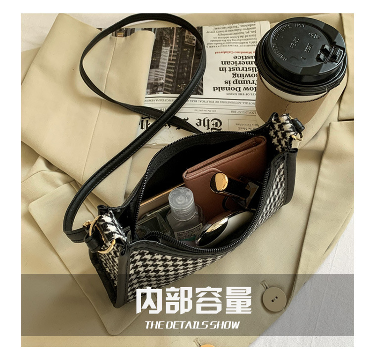 Túi nữ đeo chéo dáng vuông JASMIN NOIR phong cách cổ điển | BigBuy360 - bigbuy360.vn