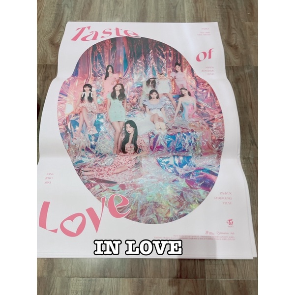 Trang poster khổ lớn TWICE - Chính hãng