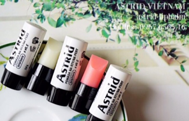 Son dưỡng mỡ hươu Astrid