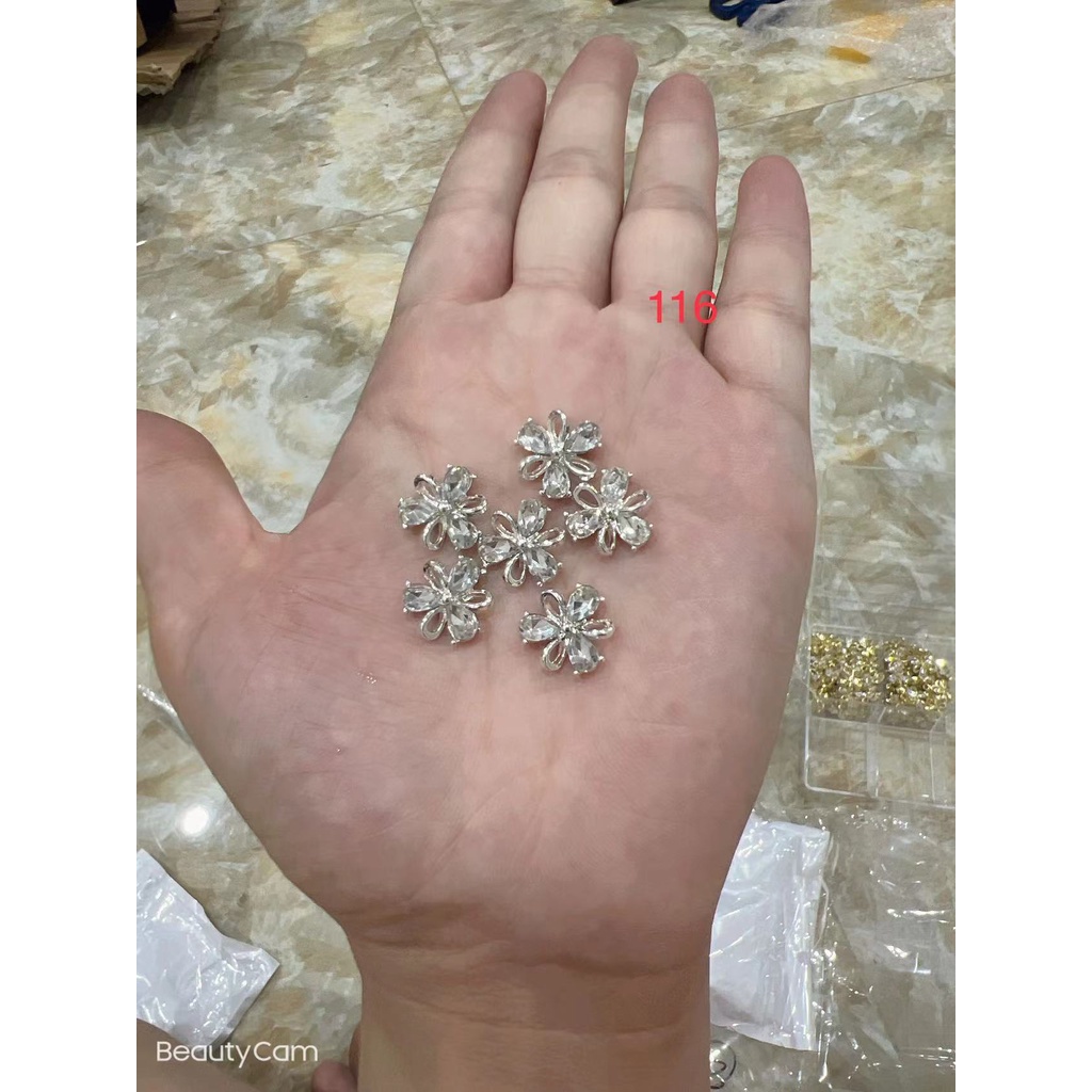 Charm mã hoa lá trang trí nail