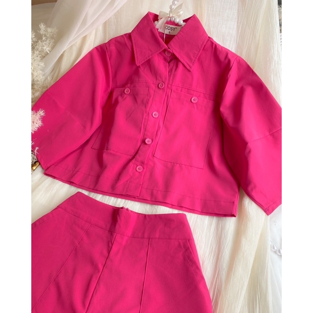 Set áo sơ mi tay ngắn croptop kèm quần short