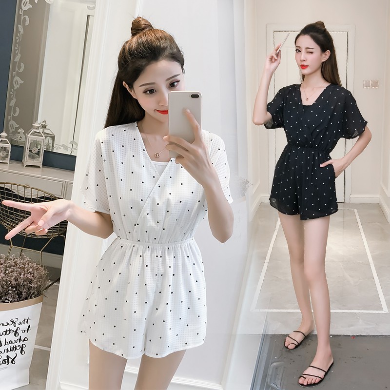 Jumpsuit Tay Ngắn Họa Tiết Chấm Bi Màu Trắng Đen Dễ Thương Cho Bé Gái